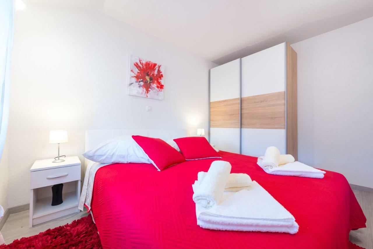 Tranquility And Nature In 4 Bedroom With Sea View Mokošica Eksteriør billede