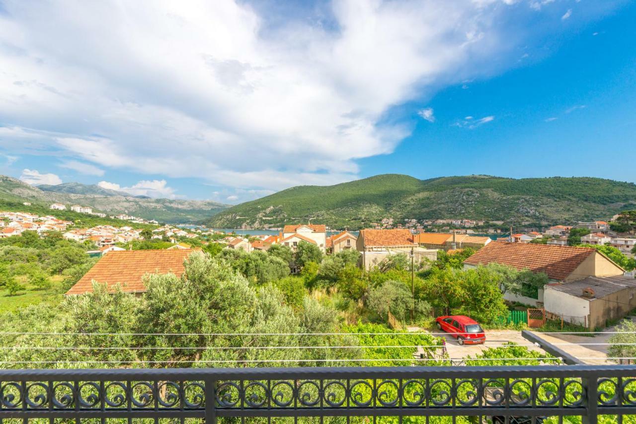 Tranquility And Nature In 4 Bedroom With Sea View Mokošica Eksteriør billede