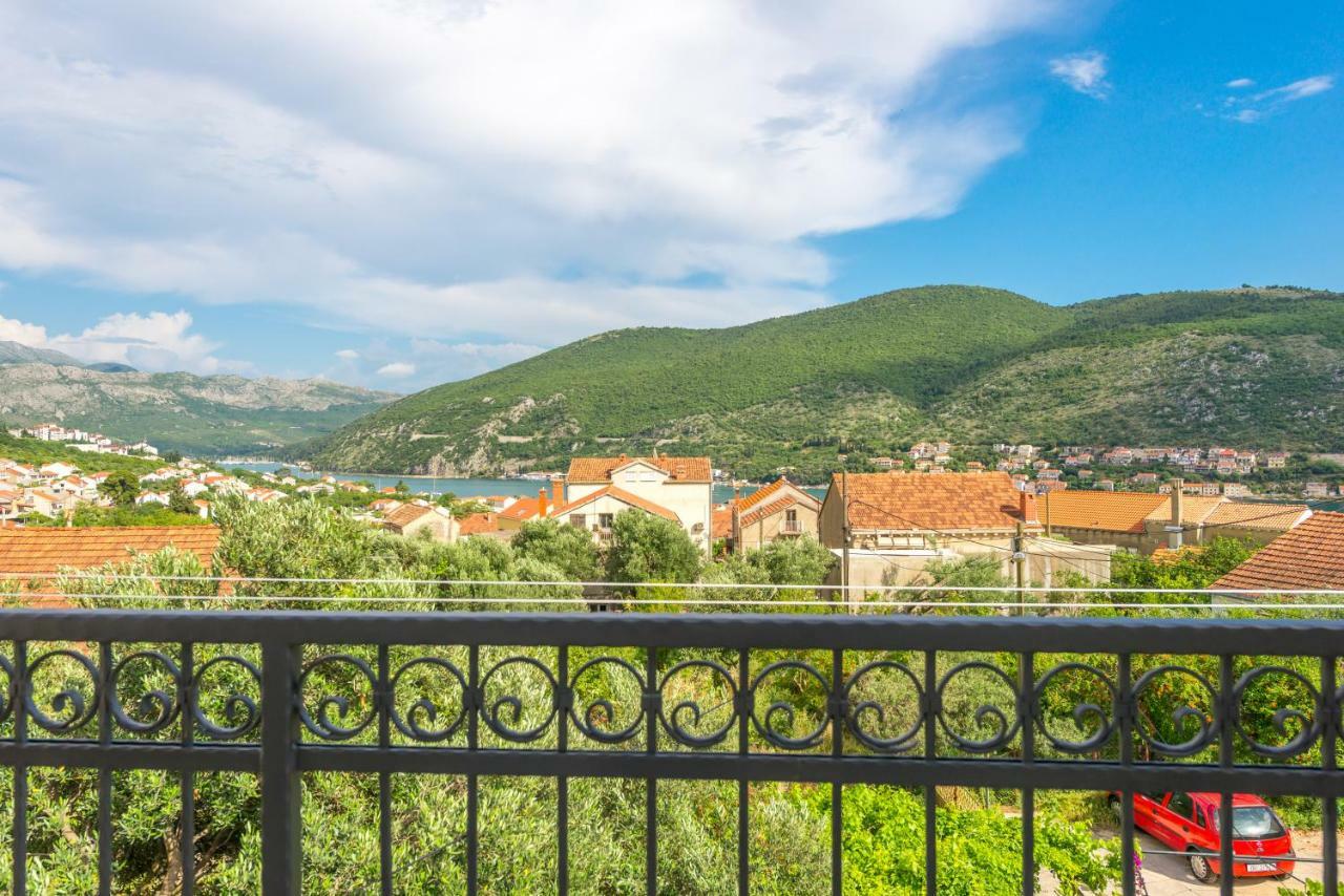 Tranquility And Nature In 4 Bedroom With Sea View Mokošica Eksteriør billede
