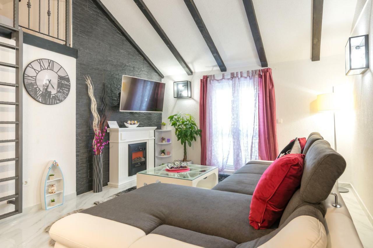 Tranquility And Nature In 4 Bedroom With Sea View Mokošica Eksteriør billede
