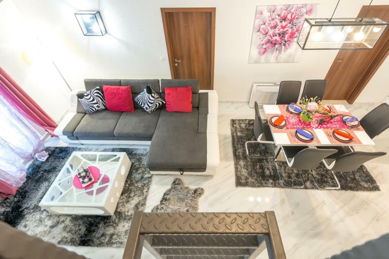 Tranquility And Nature In 4 Bedroom With Sea View Mokošica Eksteriør billede